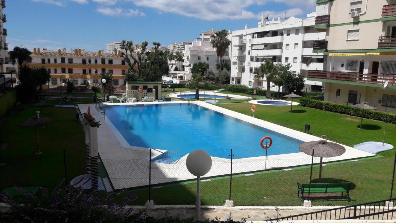 Apartamento Las Naciones 2 Benalmadena Luaran gambar